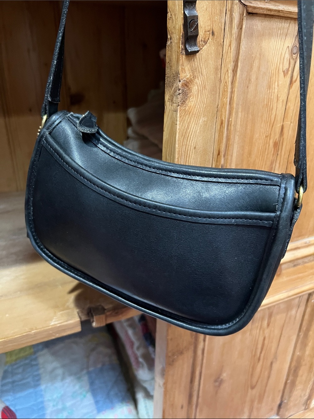 Coach 9301 Wendie Shoulder Bag - Picture 8 of 13